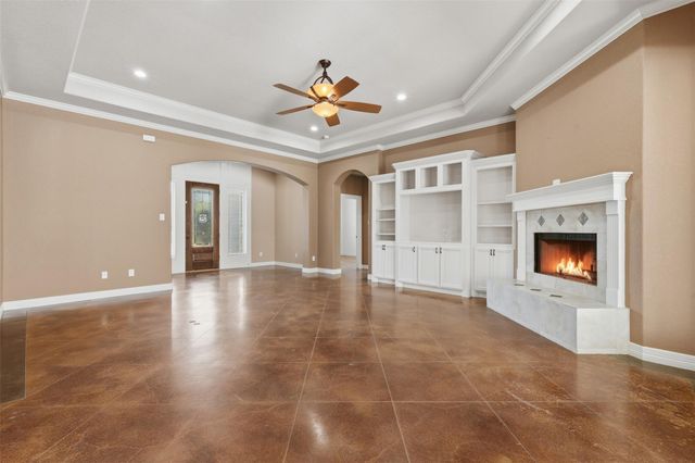 500 Burwell Road, Highlands, TX 77562