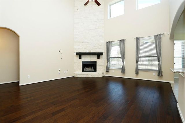 9702 Massanutten Lane, Richmond, TX 77469