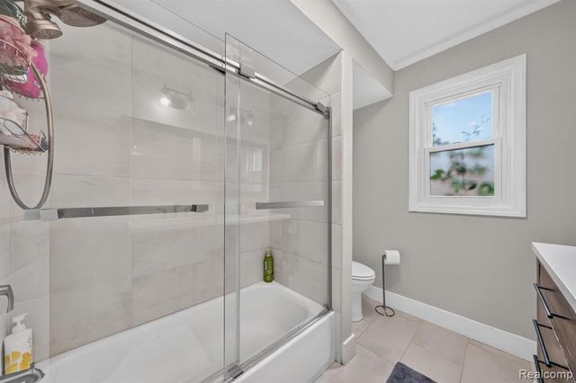 5730 Pine View Drive, Ypsilanti, MI 48197