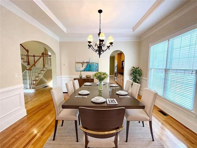 455 Wembley Circle, Sandy Springs, GA 30328