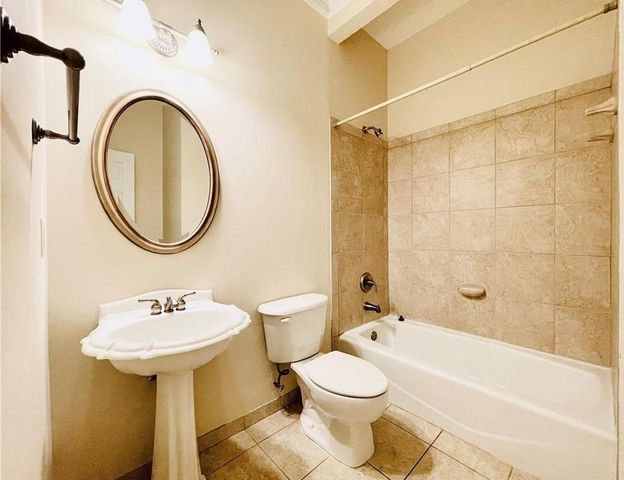 455 Wembley Circle, Sandy Springs, GA 30328
