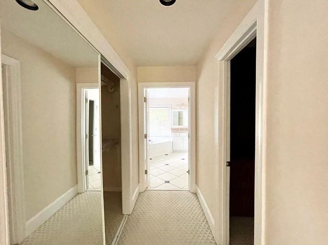 455 Wembley Circle, Sandy Springs, GA 30328
