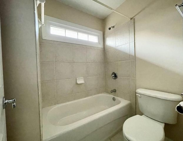 455 Wembley Circle, Sandy Springs, GA 30328