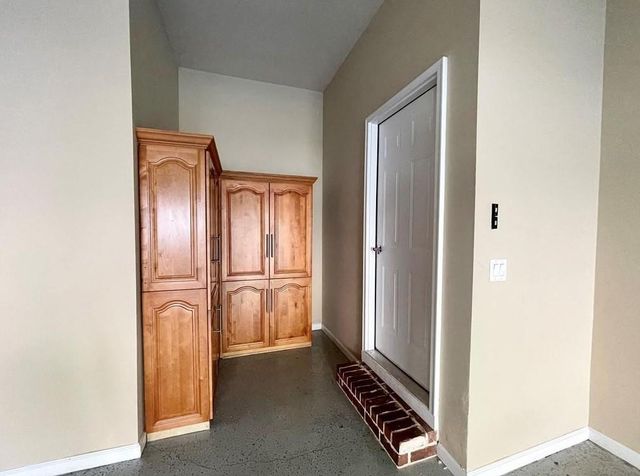 455 Wembley Circle, Sandy Springs, GA 30328