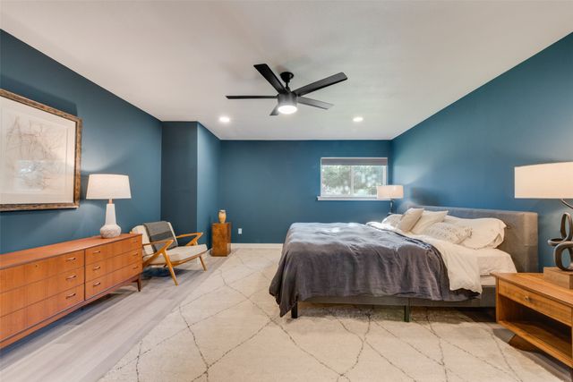 9918 Ila Drive, Dallas, TX 75220