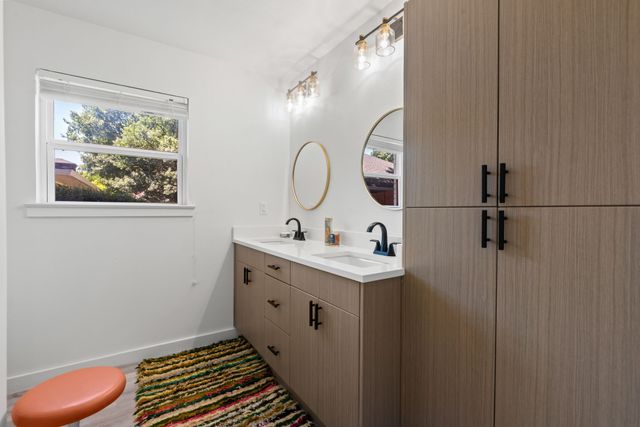 9918 Ila Drive, Dallas, TX 75220