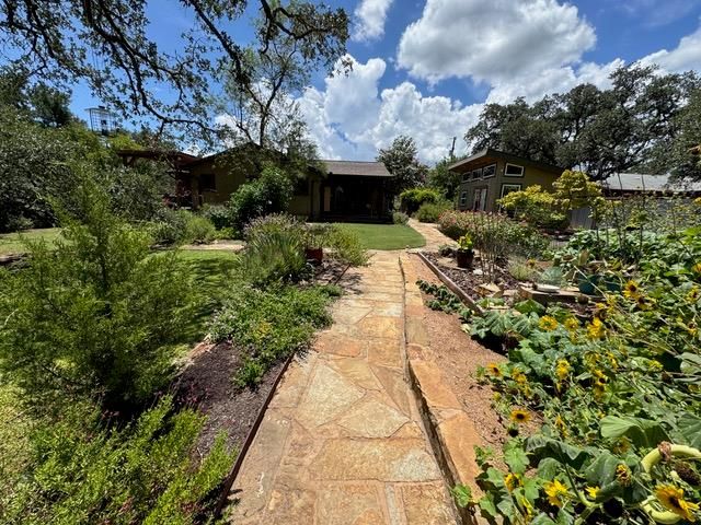 13301 Ramrod DR, Manchaca, TX 78652