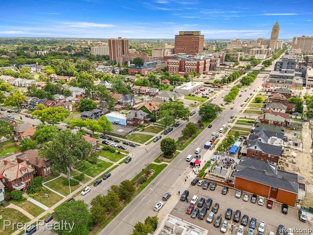 2633 W Grand Boulevard, Detroit, MI 48208