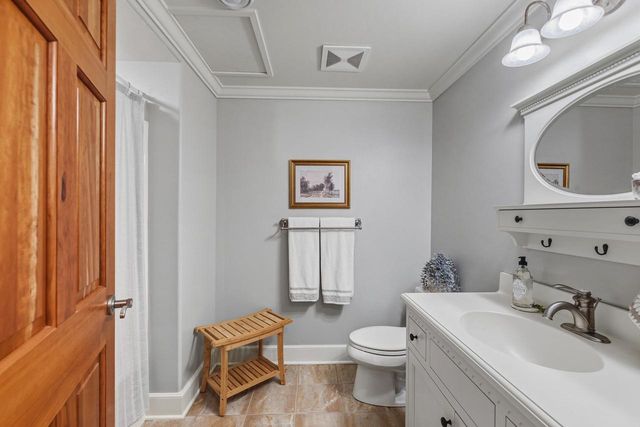 W279N5280 Hanover Hill COURT, Lisbon, WI 53089