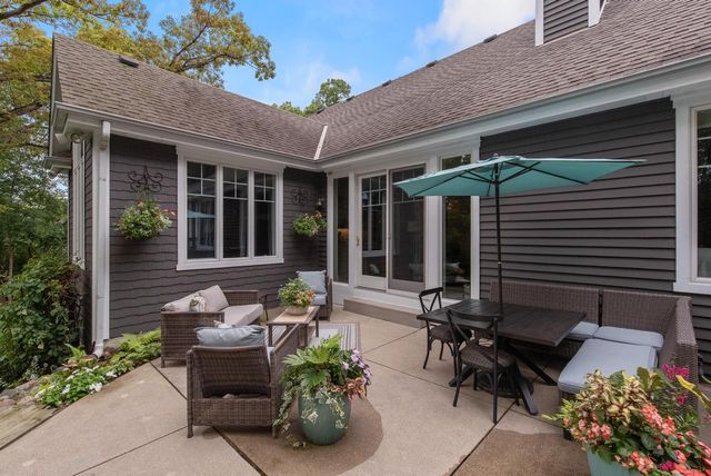 W279N5280 Hanover Hill COURT, Lisbon, WI 53089
