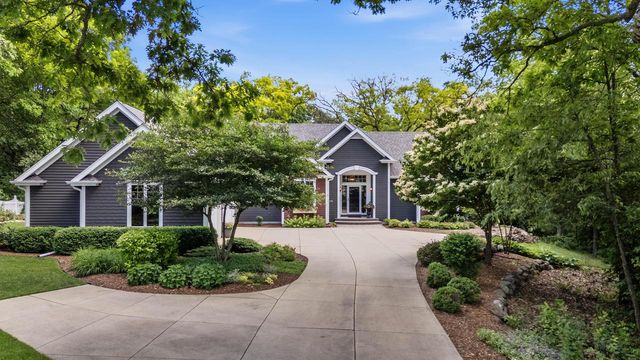 W279N5280 Hanover Hill COURT, Lisbon, WI 53089