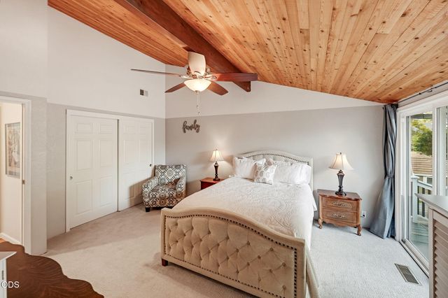 2867 Spring Hills Drive, Medford, OR 97504