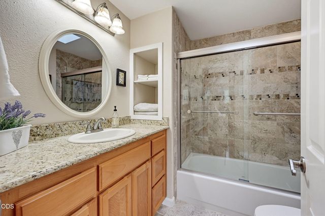 2867 Spring Hills Drive, Medford, OR 97504