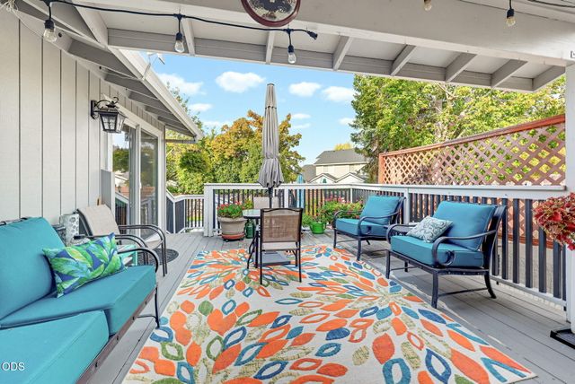 2867 Spring Hills Drive, Medford, OR 97504