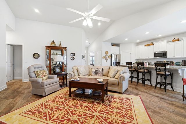 237 Sherwood Dr., Murrells Inlet, SC 29576