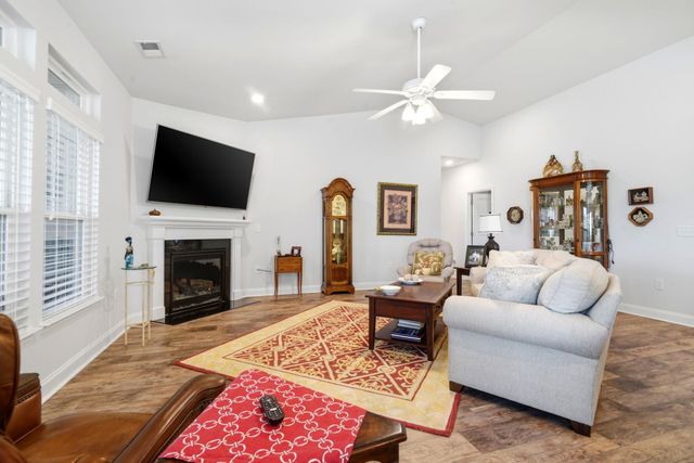 237 Sherwood Dr., Murrells Inlet, SC 29576