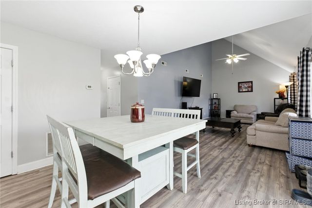 3224 Charlestown Jeffersonville Pike, Jeffersonville, IN 47130