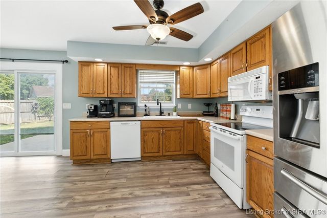 3224 Charlestown Jeffersonville Pike, Jeffersonville, IN 47130