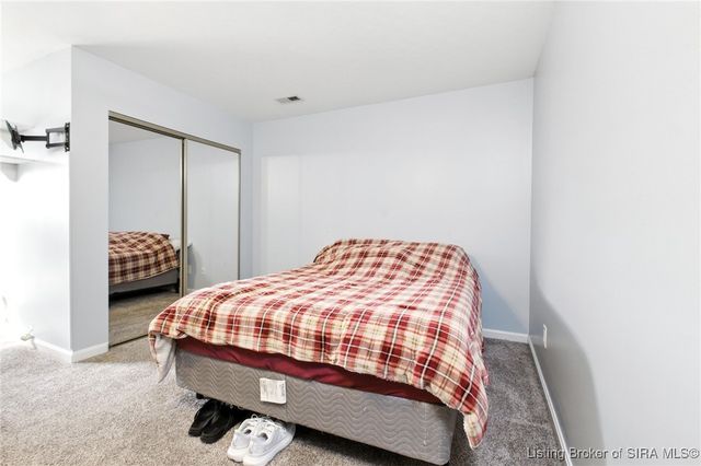 3224 Charlestown Jeffersonville Pike, Jeffersonville, IN 47130