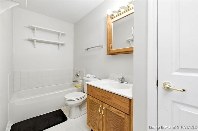 3224 Charlestown Jeffersonville Pike, Jeffersonville, IN 47130