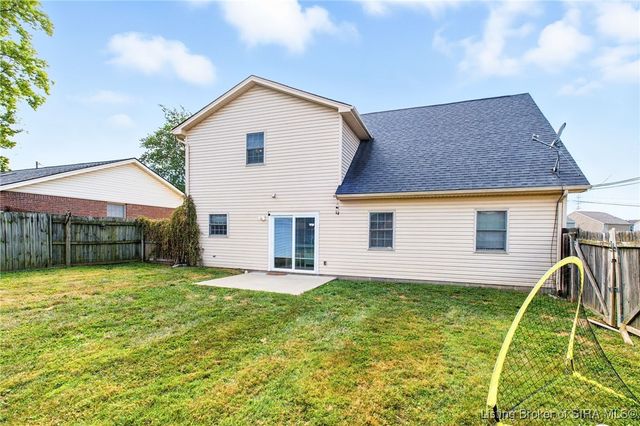 3224 Charlestown Jeffersonville Pike, Jeffersonville, IN 47130