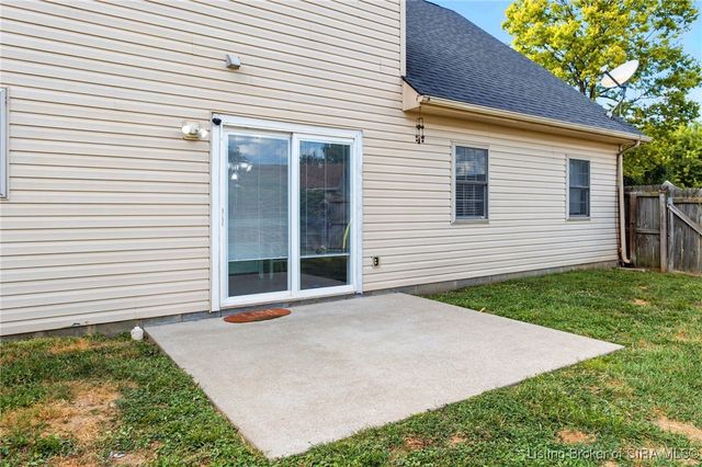 3224 Charlestown Jeffersonville Pike, Jeffersonville, IN 47130