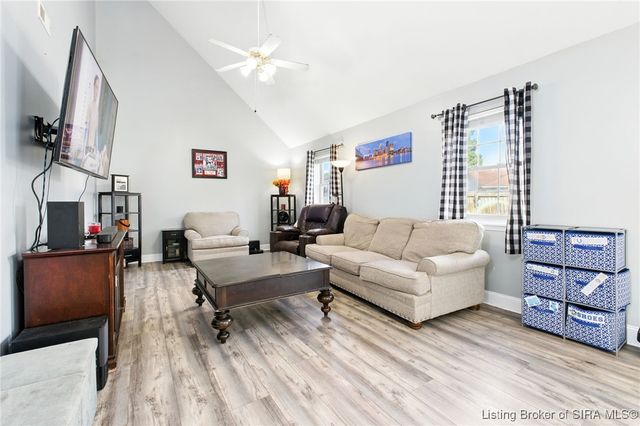 3224 Charlestown Jeffersonville Pike, Jeffersonville, IN 47130