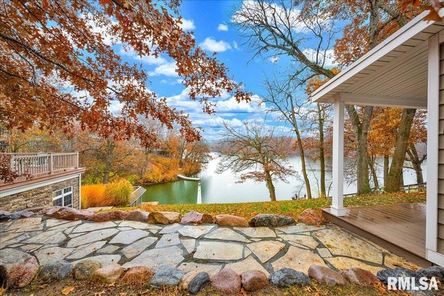 1015 Sunny Knoll Drive, Galesburg, IL 61401