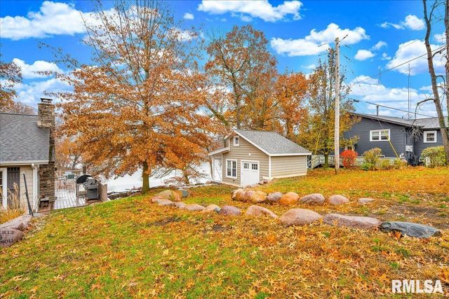 1015 Sunny Knoll Drive, Galesburg, IL 61401