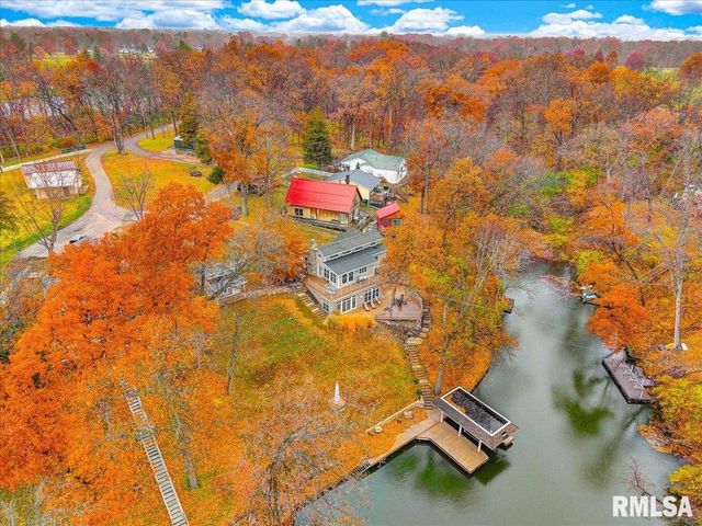 1015 Sunny Knoll Drive, Galesburg, IL 61401