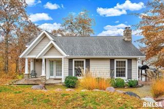 1015 Sunny Knoll Drive, Galesburg, IL 61401