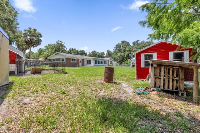 35505 CRESCENT DRIVE, Fruitland Park, FL 34731