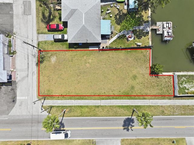 13939 MURIEL DRIVE, Hudson, FL 34667