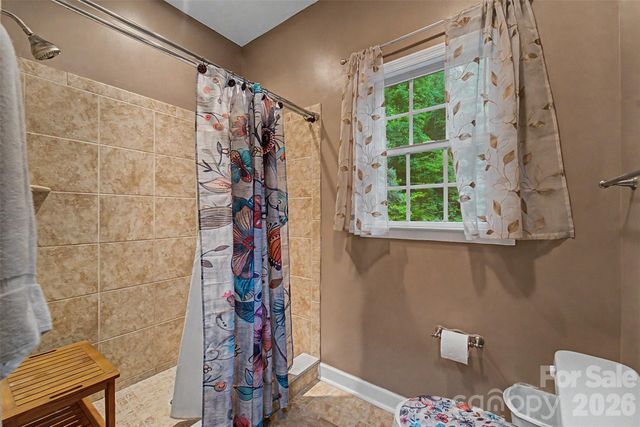 77 Pigeon Creek Trail, Bryson City, NC 28713