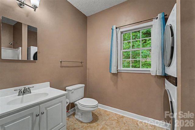 77 Pigeon Creek Trail, Bryson City, NC 28713