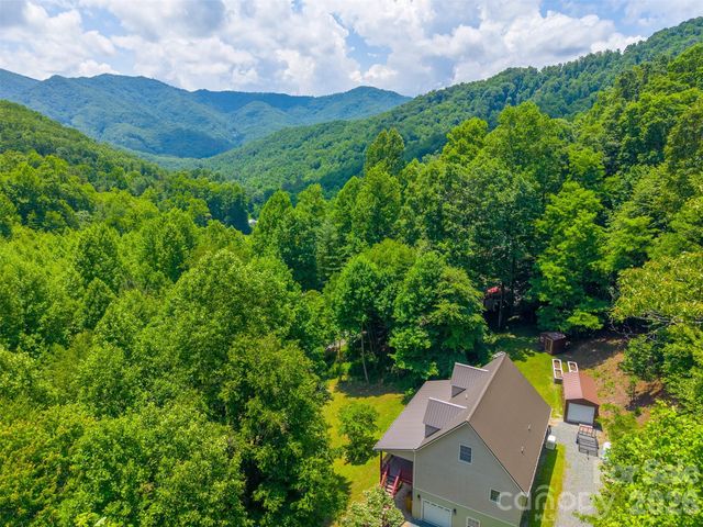 77 Pigeon Creek Trail, Bryson City, NC 28713