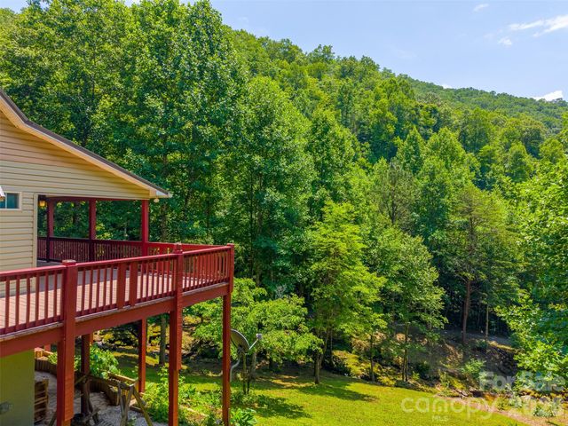77 Pigeon Creek Trail, Bryson City, NC 28713