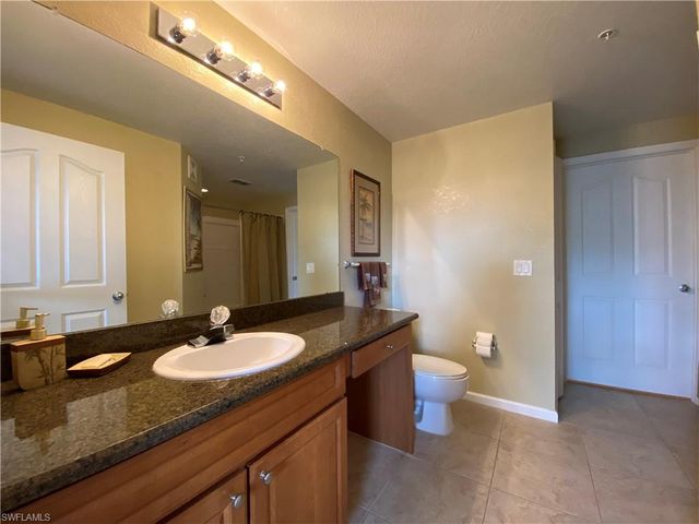 12940 Positano CIR 204, Naples, FL 34105