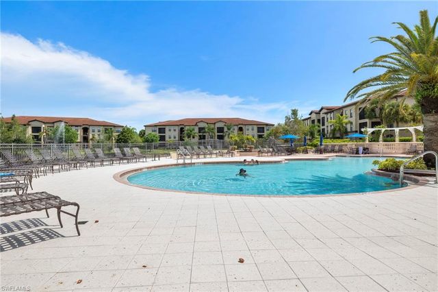 12940 Positano CIR 204, Naples, FL 34105