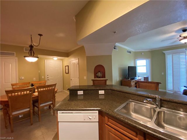 12940 Positano CIR 204, Naples, FL 34105