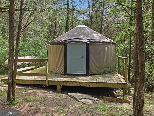 312 POTOMAC RIDGE LN, Shepherdstown, WV 25443