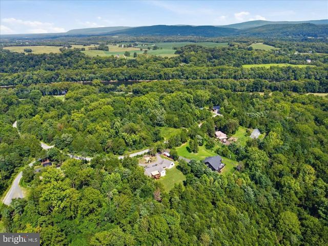312 POTOMAC RIDGE LN, Shepherdstown, WV 25443