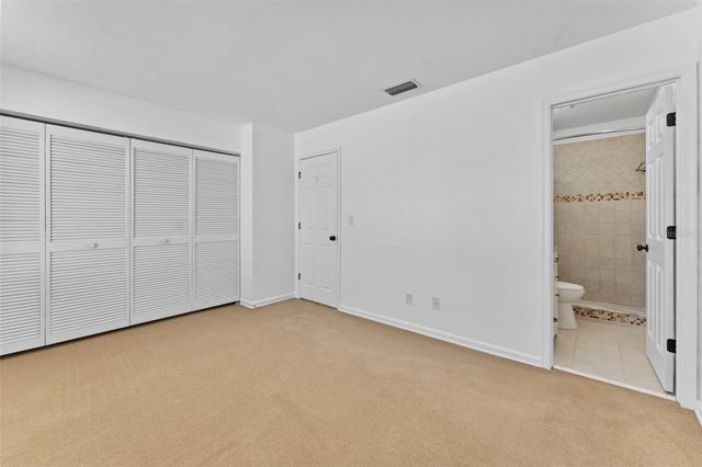 2801 W PLATT STREET, Tampa, FL 33609