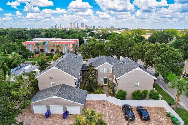 2801 W PLATT STREET, Tampa, FL 33609