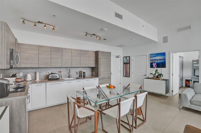 400 Sunny Isles Boulevard 116, Sunny Isles Beach, FL 33160