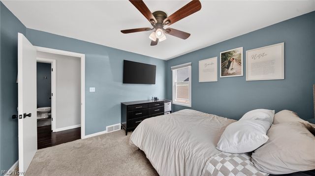 16168 Brinbourne Avenue, Middleburg Heights, OH 44130