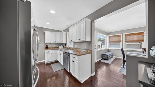 16168 Brinbourne Avenue, Middleburg Heights, OH 44130
