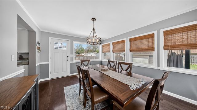 16168 Brinbourne Avenue, Middleburg Heights, OH 44130