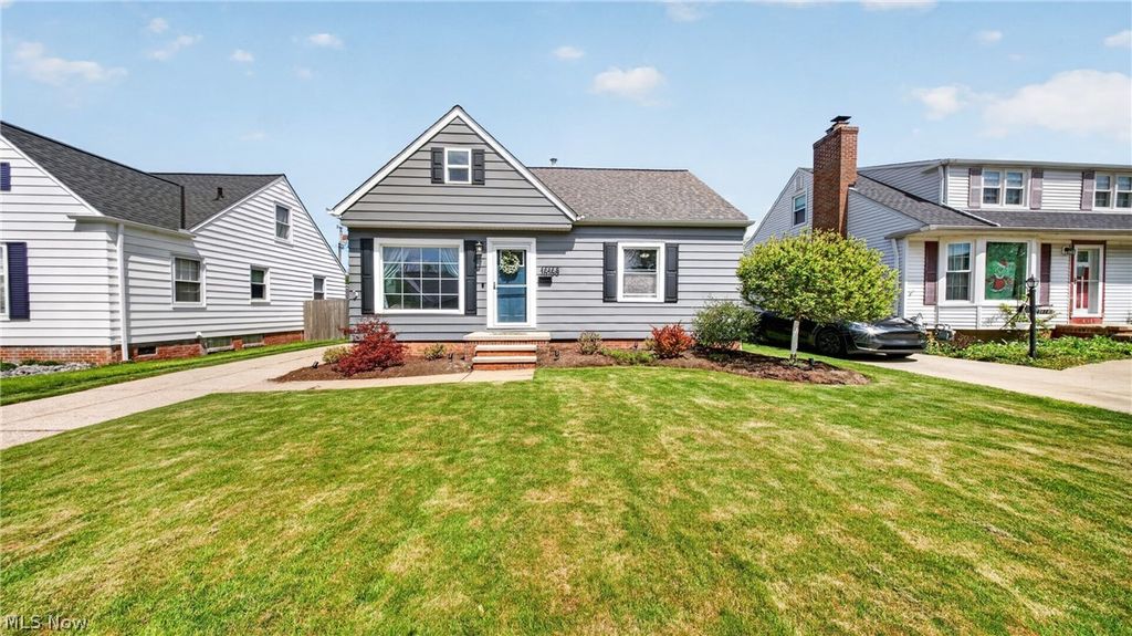 16168 Brinbourne Avenue, Middleburg Heights, OH 44130