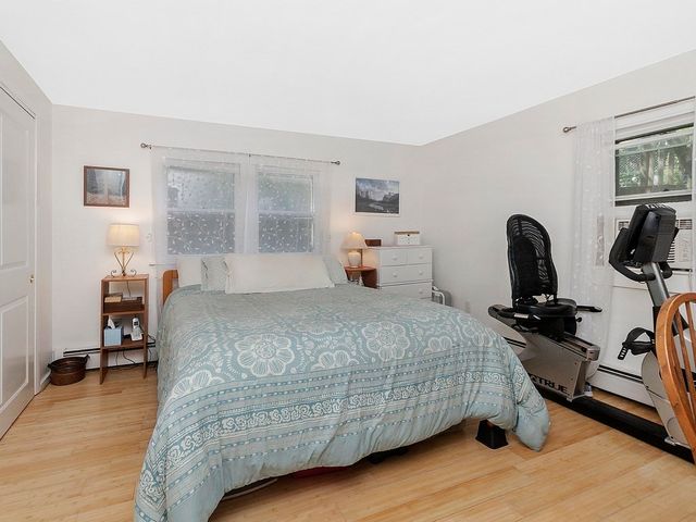 2 Filias 1, Manchester, MA 01944